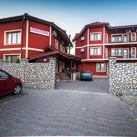 Pensiunea Christiana Arad Bagian luar foto